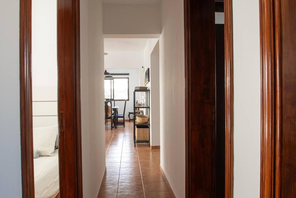 פלאיה בלנקה Casa Marlay Spacious, Heated Pool, Bbq & Fast Wi-Fi Only 15 Minutes Walk To Town מראה חיצוני תמונה