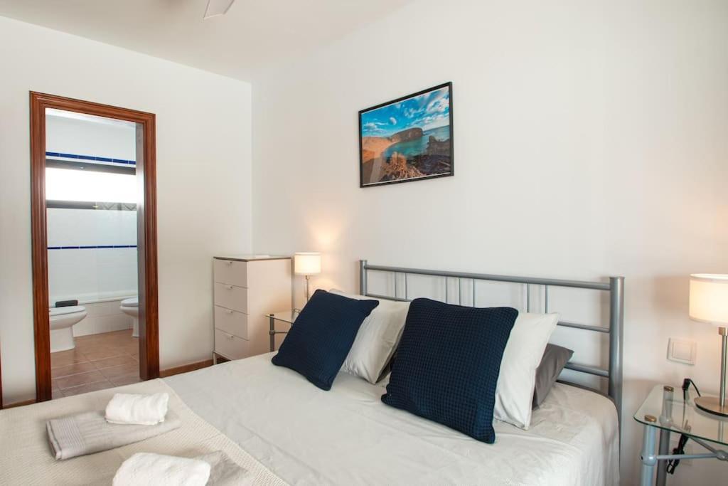 פלאיה בלנקה Casa Marlay Spacious, Heated Pool, Bbq & Fast Wi-Fi Only 15 Minutes Walk To Town מראה חיצוני תמונה