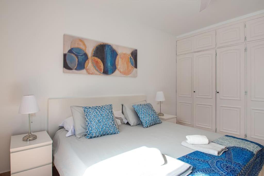 פלאיה בלנקה Casa Marlay Spacious, Heated Pool, Bbq & Fast Wi-Fi Only 15 Minutes Walk To Town מראה חיצוני תמונה