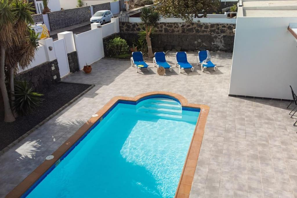 פלאיה בלנקה Casa Marlay Spacious, Heated Pool, Bbq & Fast Wi-Fi Only 15 Minutes Walk To Town מראה חיצוני תמונה
