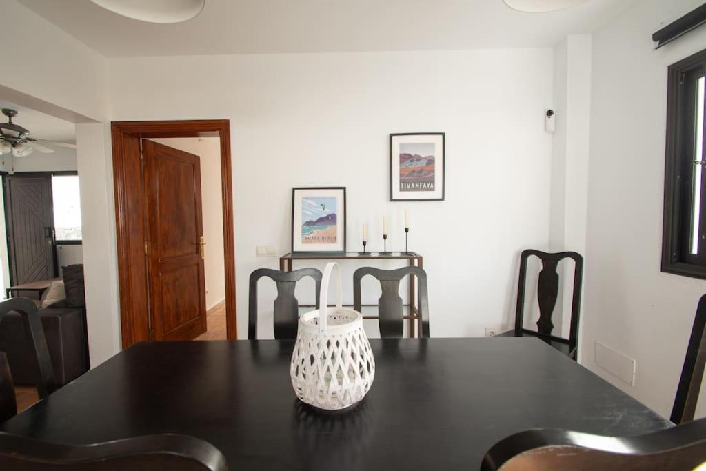 פלאיה בלנקה Casa Marlay Spacious, Heated Pool, Bbq & Fast Wi-Fi Only 15 Minutes Walk To Town מראה חיצוני תמונה